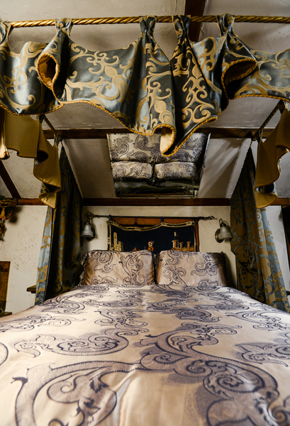 Robin & Marian's Photo 8