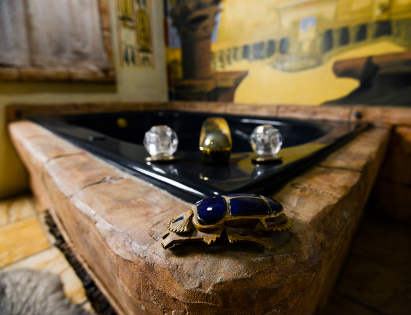 Anthony & Cleopatra Photo 15