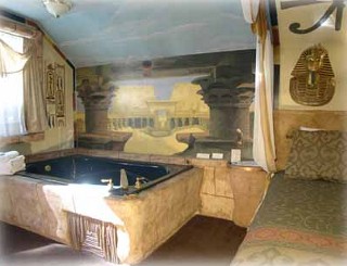 Anthony & Cleopatra Photo 2