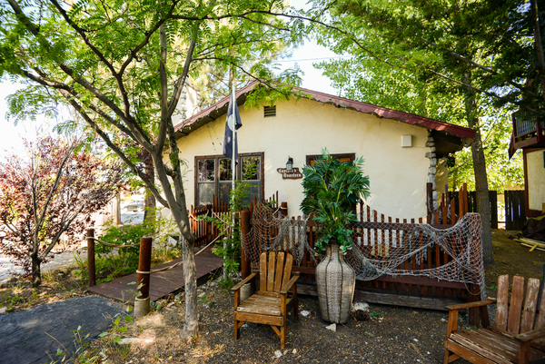 Captain's Quarters Photo 7