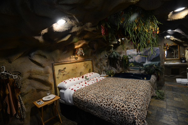 Crystal Cave Photo 7