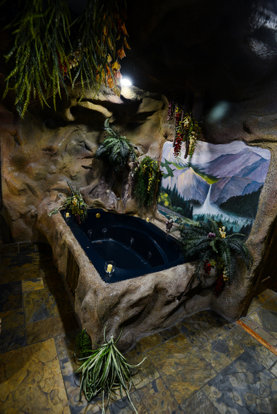 Crystal Cave Photo 15